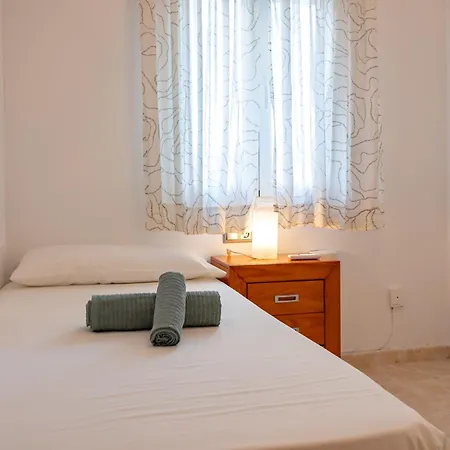 Charming 3 Bedroom At Triana Center By Oui Apartment Sevilla