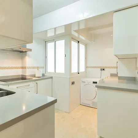 Charming 3 Bedroom At Triana Center By Oui Seville